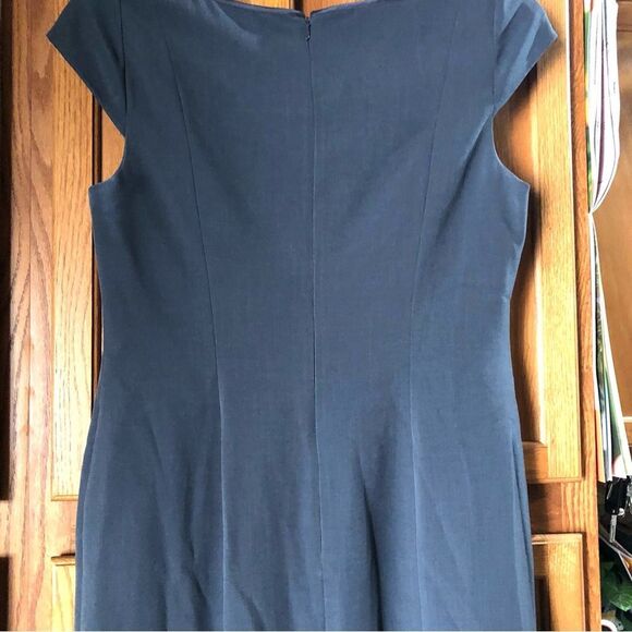 Adrianna Papell Classic Scoop Neck Cap Sleeve Sheath Dress - 12 - Picture 10 of 13